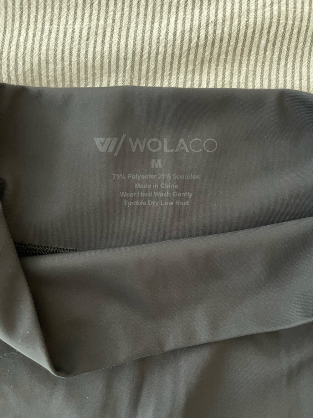 Women's Black Core Half Tight Size Medium - Picture 3 of 3